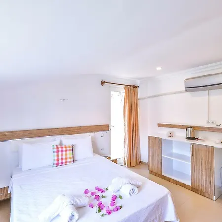 Bed & Breakfast Anfora Bozburun